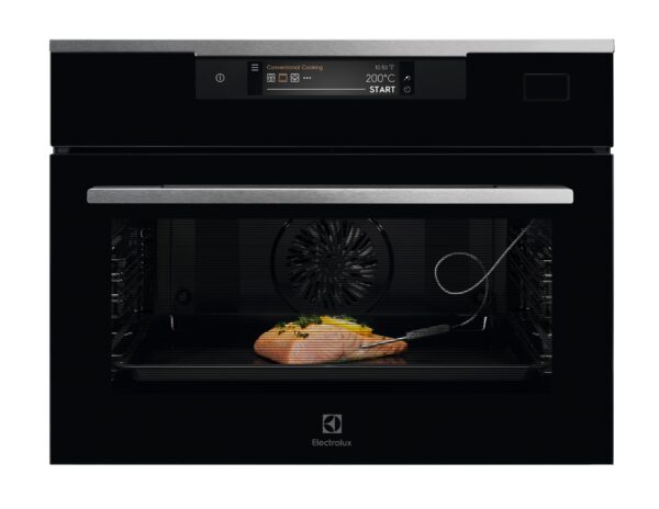 Piekarnik parowy seria 800 SteamBoost Electrolux KVBAS21WX